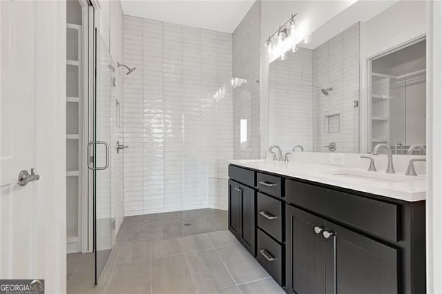 190 Rolison Way, Fayetteville, GA 30214