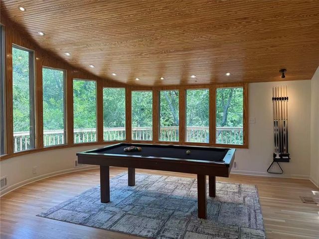 120 Laurel NE Drive, Atlanta, GA 30342