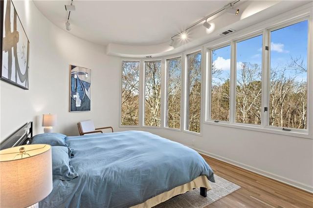 120 Laurel NE Drive, Atlanta, GA 30342