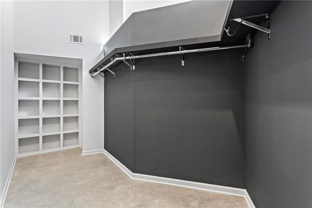 120 Laurel NE Drive, Atlanta, GA 30342