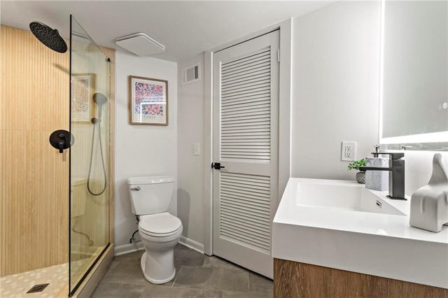 120 Laurel NE Drive, Atlanta, GA 30342