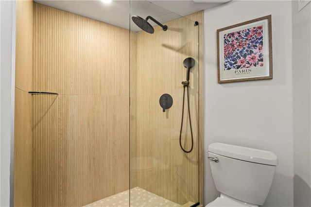 120 Laurel NE Drive, Atlanta, GA 30342