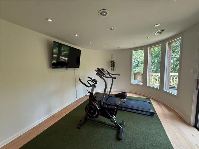 120 Laurel NE Drive, Atlanta, GA 30342