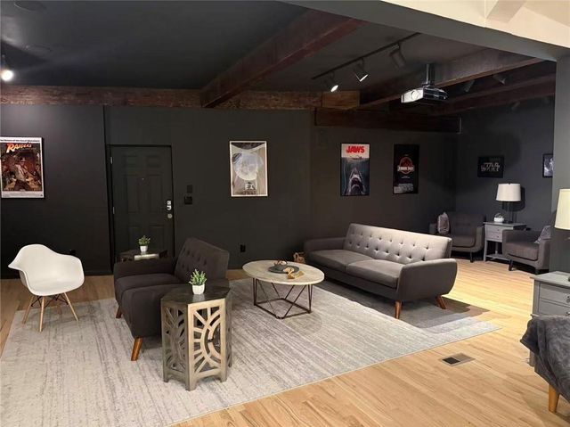 120 Laurel NE Drive, Atlanta, GA 30342