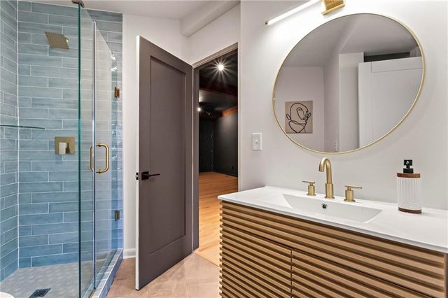 120 Laurel NE Drive, Atlanta, GA 30342