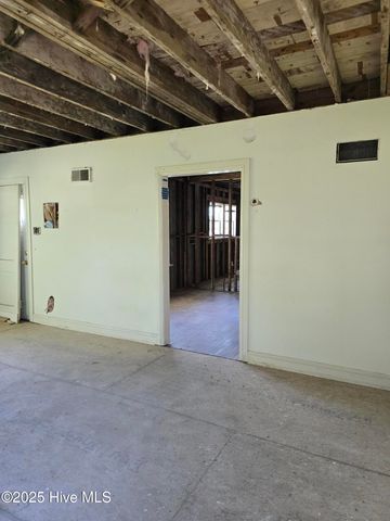 602 E Main Street, Havelock, NC 28532