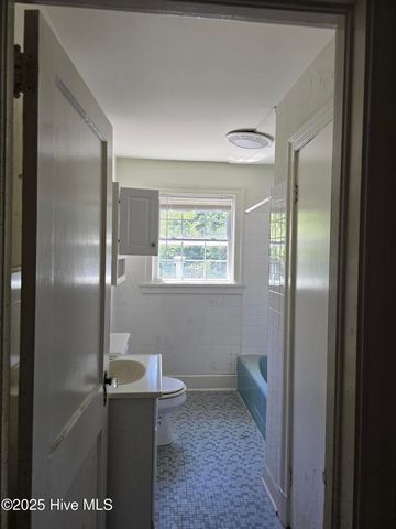 602 E Main Street, Havelock, NC 28532