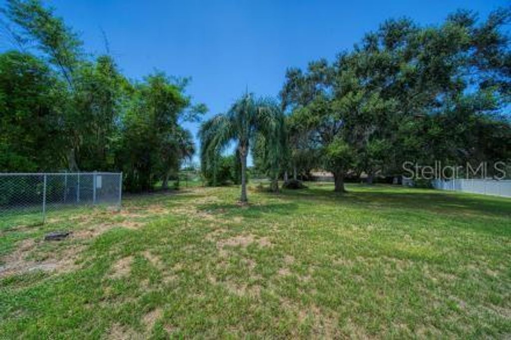 10850 OAKHURST ROAD, Largo, FL 33774