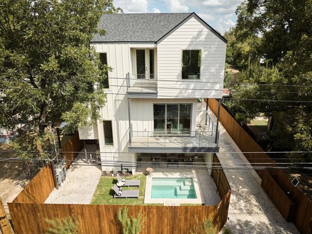 3208 Govalle Ave 2, Austin, TX 78702