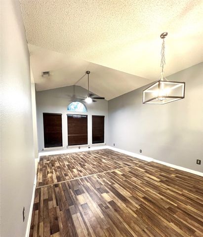 7904 Fox Chase Drive, Fort Worth, TX 76137