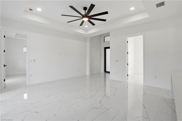 88 Orange AVE, Labelle, FL 33935