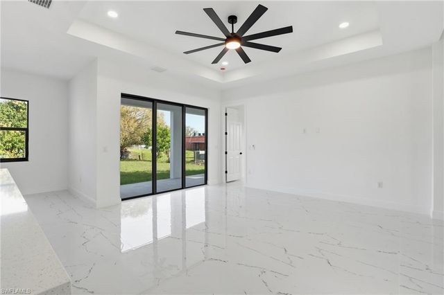 88 Orange AVE, Labelle, FL 33935