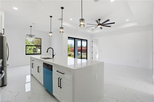 88 Orange AVE, Labelle, FL 33935