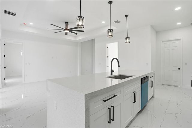 88 Orange AVE, Labelle, FL 33935