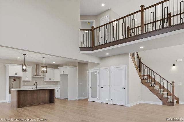 35701 Strongford Drive, New Baltimore, MI 48047