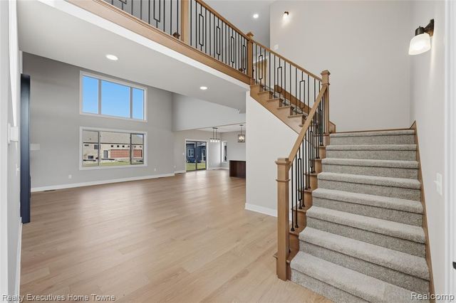 35701 Strongford Drive, New Baltimore, MI 48047