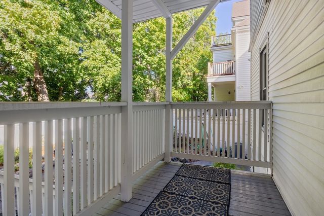 67 Lexington Ave 1, Somerville, MA 02144
