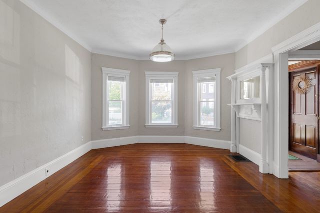 67 Lexington Ave 1, Somerville, MA 02144