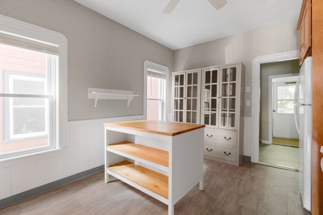 67 Lexington Ave 1, Somerville, MA 02144