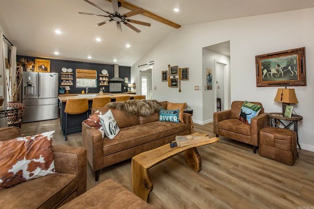 184 Guffey Lane, Shirley, AR 72153