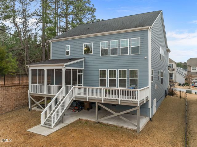 204 Smoky Emerald Way, Holly Springs, NC 27540