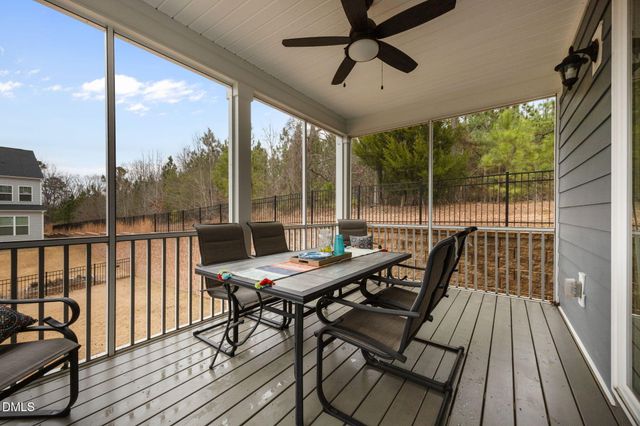 204 Smoky Emerald Way, Holly Springs, NC 27540