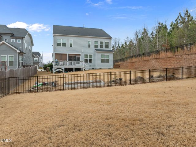 204 Smoky Emerald Way, Holly Springs, NC 27540
