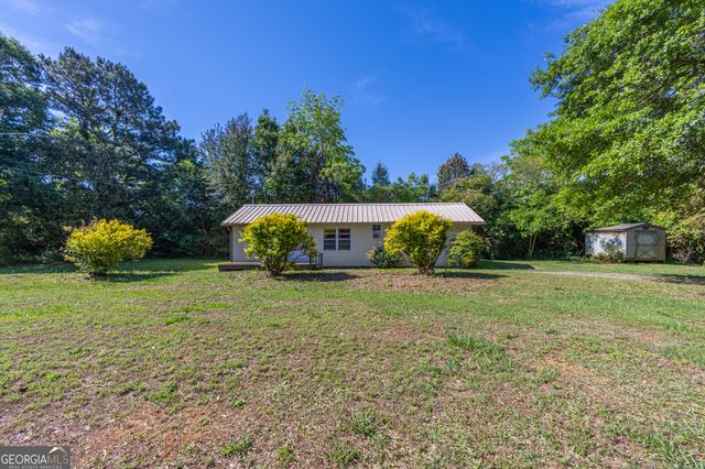 47 McGuire Rd, Carrollton, GA 30117