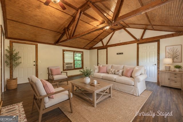 47 McGuire Rd, Carrollton, GA 30117