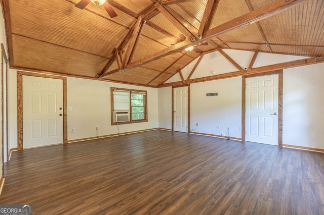 47 McGuire Rd, Carrollton, GA 30117