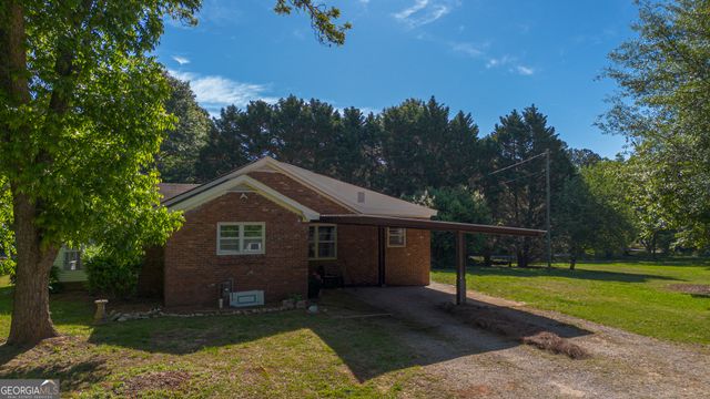 47 McGuire Rd, Carrollton, GA 30117