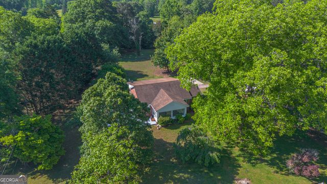 47 McGuire Rd, Carrollton, GA 30117