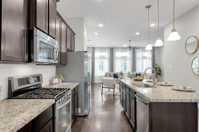 351 W 26th Street, Houston, TX 77008