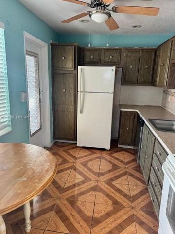 4140 NW 44th Avenue 413, Lauderdale Lakes, FL 33319