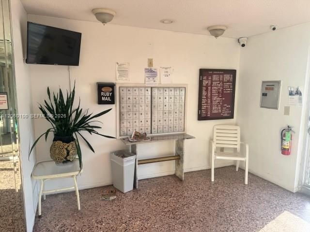4140 NW 44th Avenue 413, Lauderdale Lakes, FL 33319