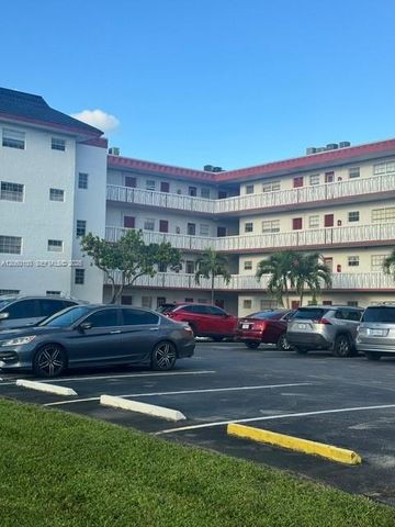 4140 NW 44th Avenue 413, Lauderdale Lakes, FL 33319