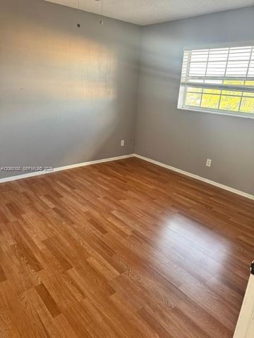 4140 NW 44th Avenue 413, Lauderdale Lakes, FL 33319