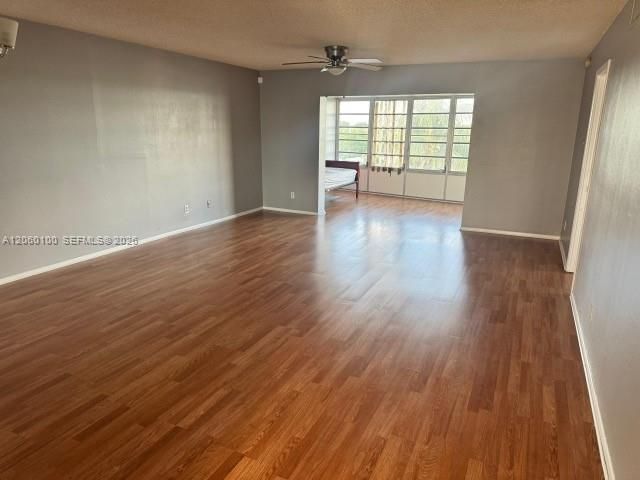 4140 NW 44th Avenue 413, Lauderdale Lakes, FL 33319