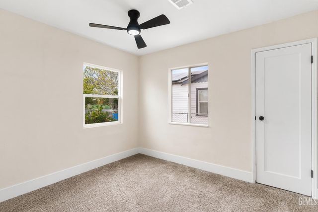 710 Washington Avenue, Bakersfield, CA 93308