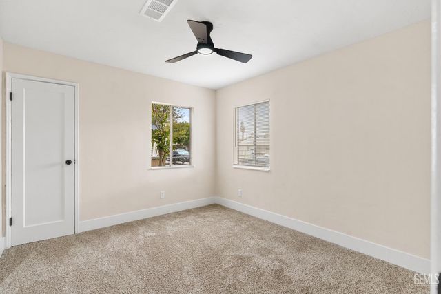 710 Washington Avenue, Bakersfield, CA 93308