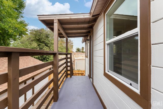 710 Washington Avenue, Bakersfield, CA 93308