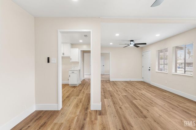 710 Washington Avenue, Bakersfield, CA 93308