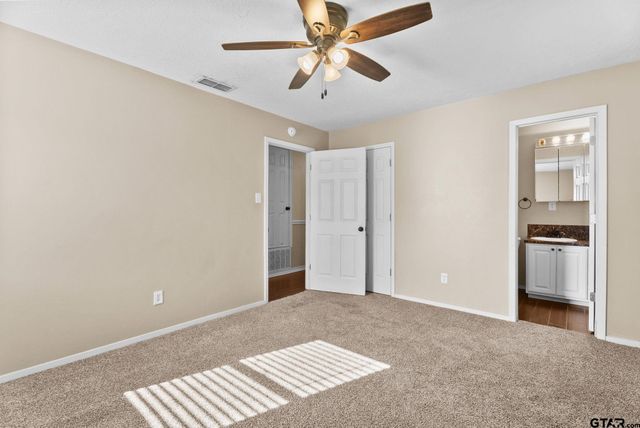 303 Lowry St., Arp, TX 75750