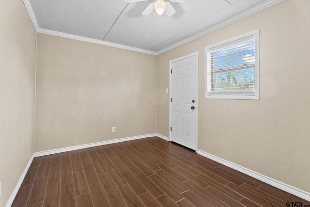 303 Lowry St., Arp, TX 75750