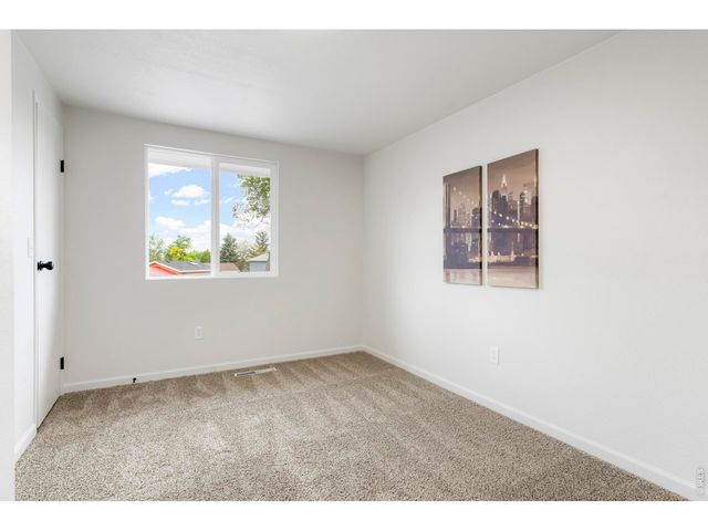 915 Quartz Ct, Longmont, CO 80504