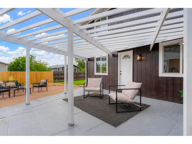 915 Quartz Ct, Longmont, CO 80504