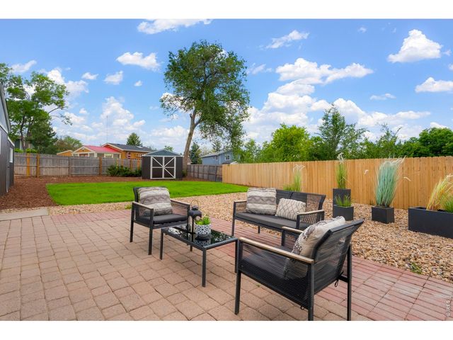 915 Quartz Ct, Longmont, CO 80504