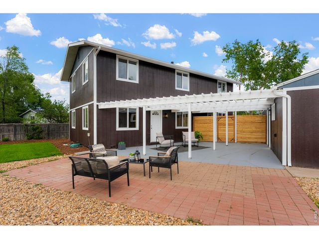 915 Quartz Ct, Longmont, CO 80504