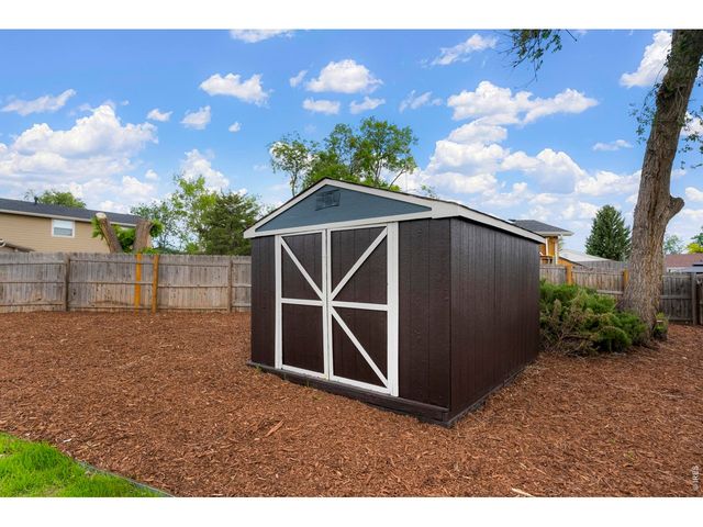915 Quartz Ct, Longmont, CO 80504