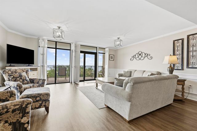 5310 N Ocean Blvd Unit 301, Myrtle Beach, SC 29577